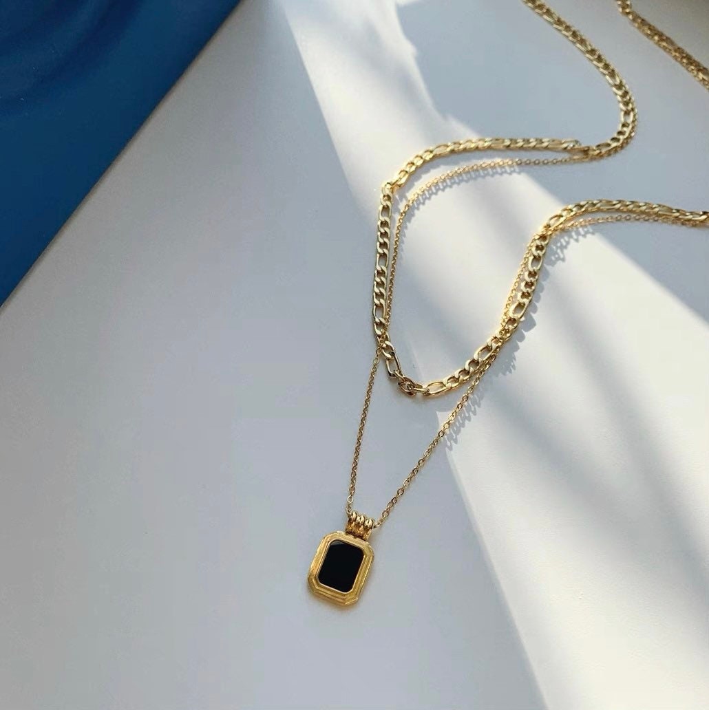 black and gold necklace
