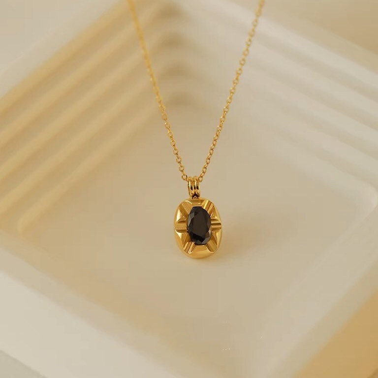 black onyx necklace