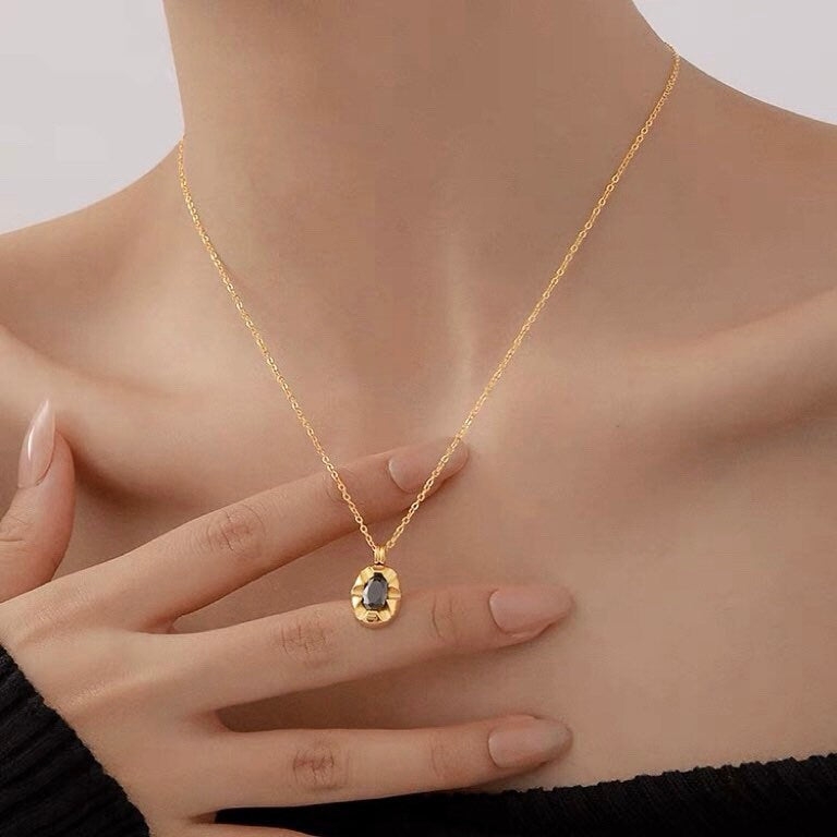 Oval Onyx stone
