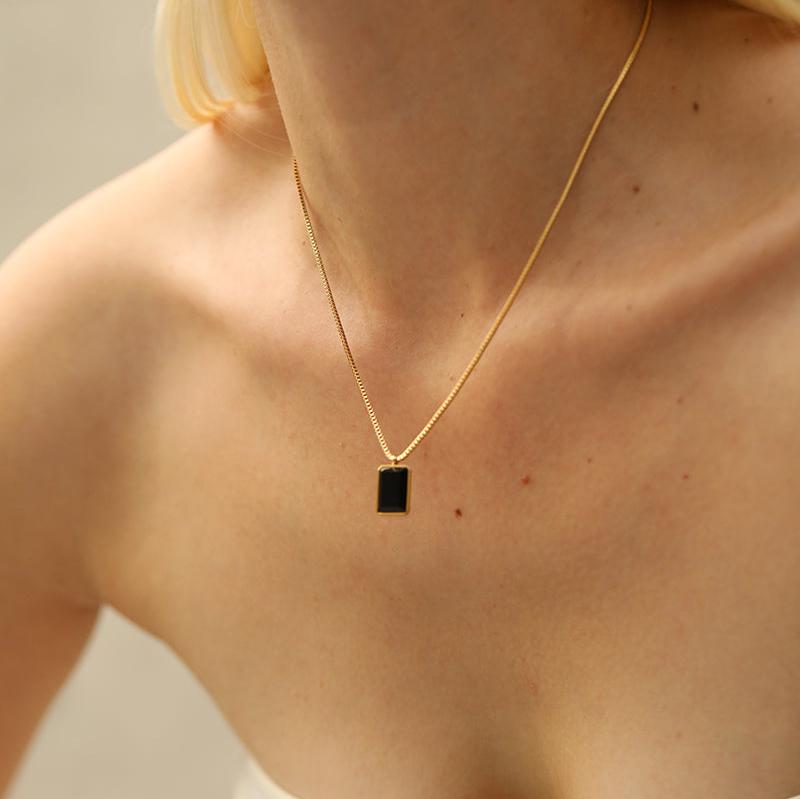 onyx color